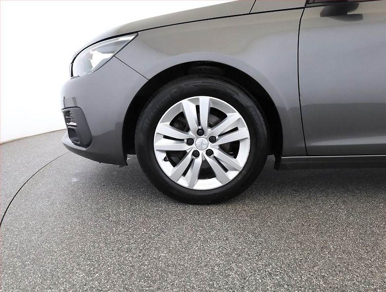 Peugeot 308 (2019) 1.2 PureTech, ČR,1.maj - fotka 16 z 16