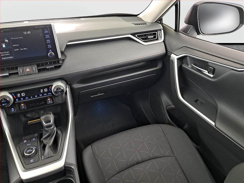 Toyota RAV4 (2020) 2.5 Hybrid - fotka 8 z 19