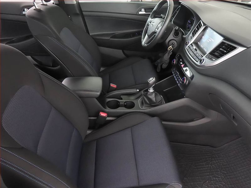 Hyundai Tucson (2017) 1.7 CRDi, Serv.kniha, Kůže - fotka 9 z 14