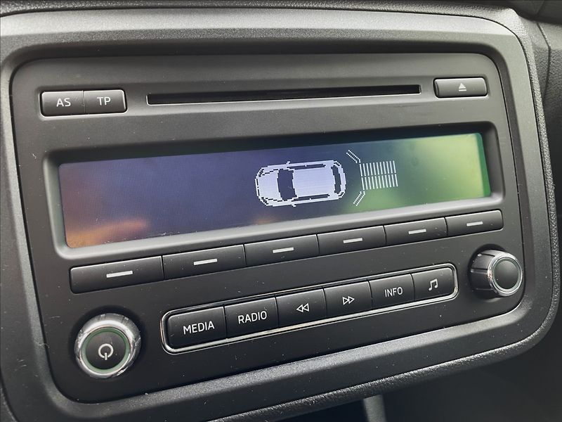 Škoda Fabia 1,6 tdi Best of-Sport 55kw ser - fotka 17 z 24
