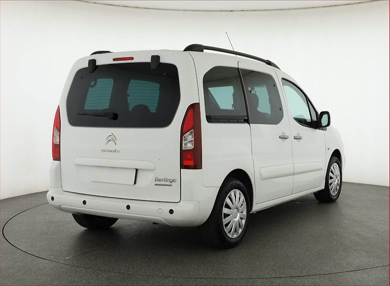 Citroën Berlingo (2018) Feel 1.6 BlueHDi, 5Míst, ČR - fotka 5 z 13