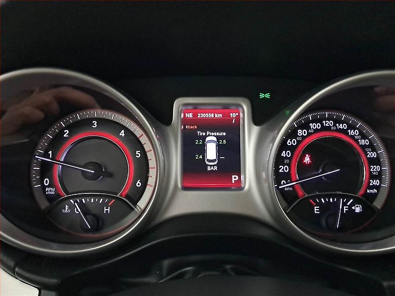 Fiat Freemont (2012) 2.0 MultiJet, 4X4, Automat - fotka 11 z 20
