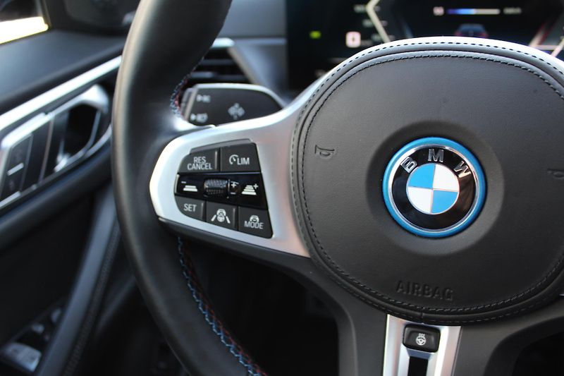 BMW i4 M50 - fotka 13 z 24