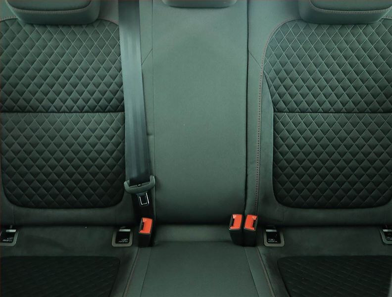 Škoda Fabia (2018) R5 1.4 TSI, Automat, Navi - fotka 10 z 17