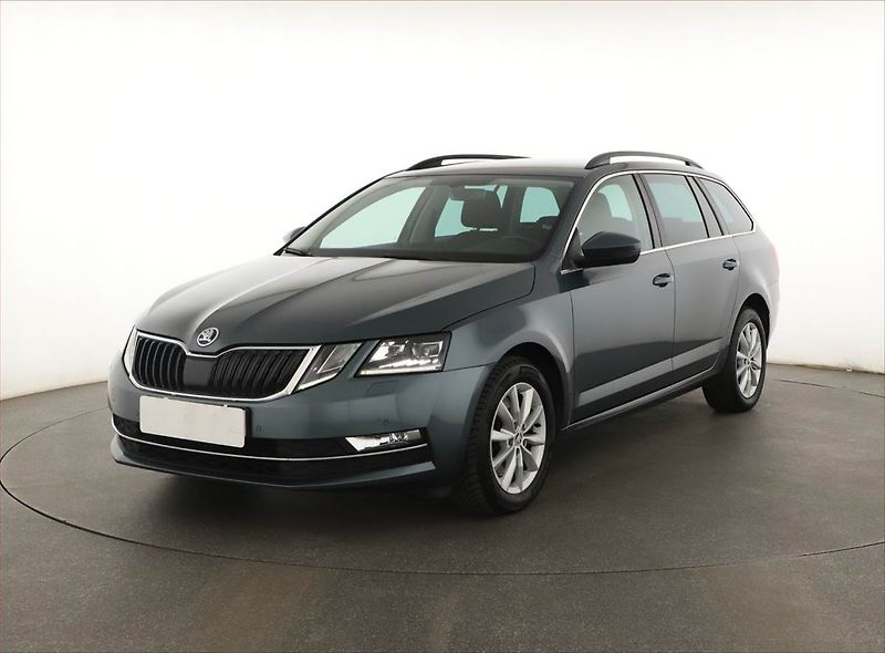 Škoda Octavia (2018) 2.0 TDI, 4X4, Automat, Navi - fotka 2 z 16