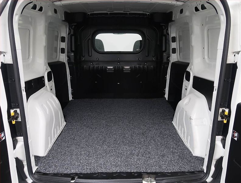 Fiat Dobló (2018) 1.4 i, ČR, 1Maj, DPH - fotka 12 z 13
