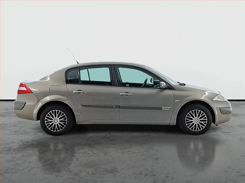 Renault Mégane (2004) 1.6 16V , nová STK, Tažné - fotka 6 z 15