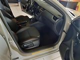 Škoda Octavia 2.0 TDI Combi RS NAVI WEBASTO  - náhled 24