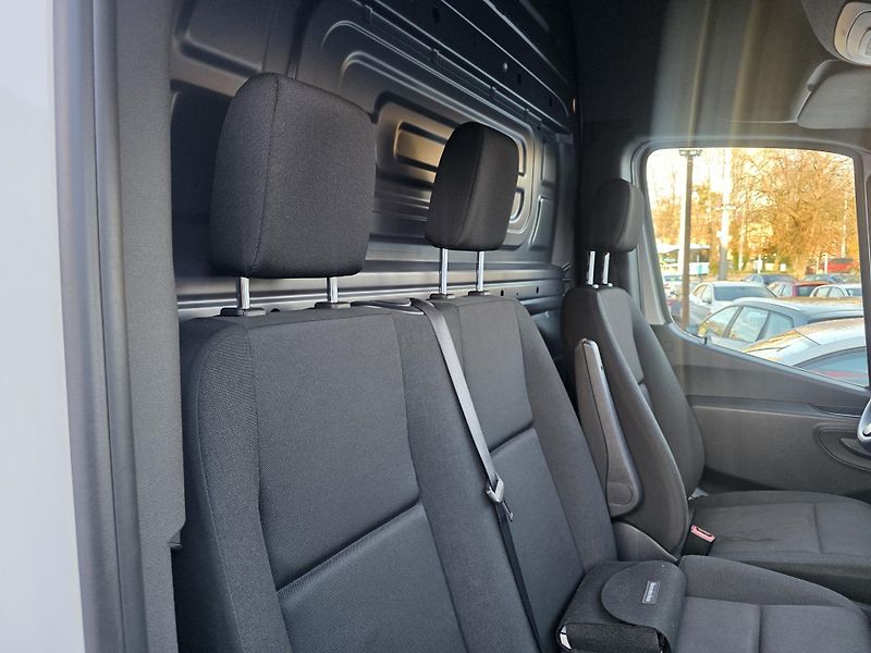 Mercedes-Benz Sprinter 200CDI Navigace Kamera  - fotka 14 z 34
