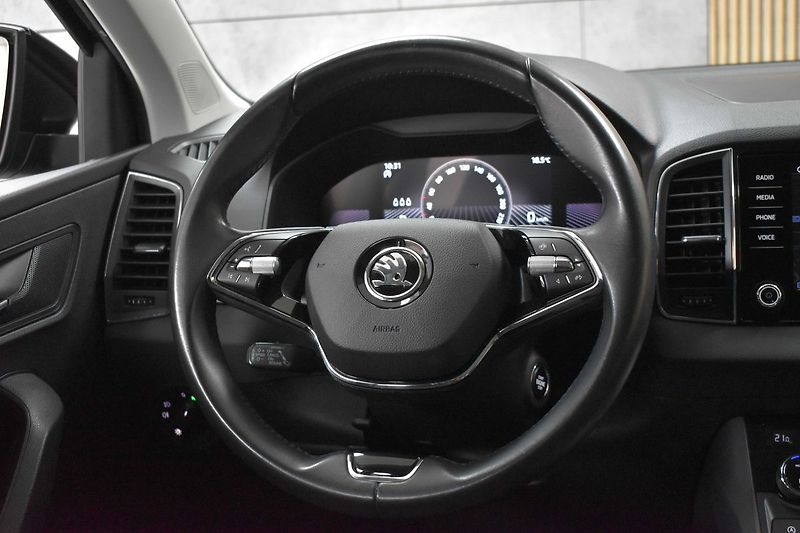 Škoda Karoq 2.0 TDI DSG*ACC*KAMERA*DPH* - fotka 16 z 39