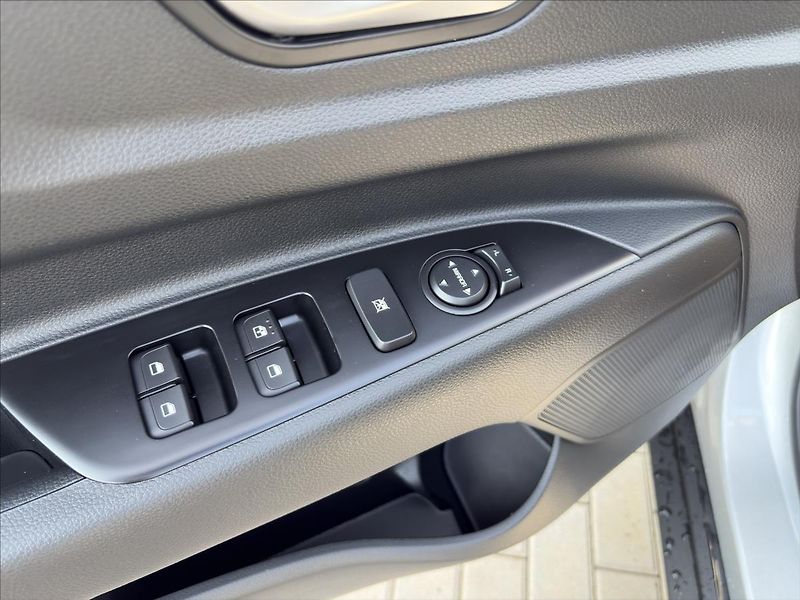 Kia Stonic (2025) 1,0   T-GDI SPIN - fotka 9 z 20