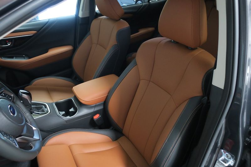 Subaru Outback (2025) 2.5i AWD TOURING - fotka 12 z 41