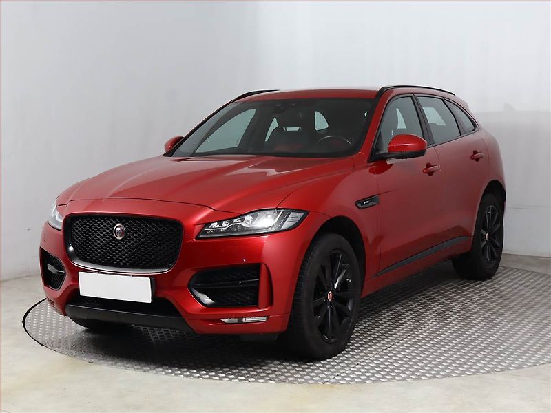 Jaguar F-Pace (2017) 20d AWD, 4X4, Automat - fotka 2 z 22