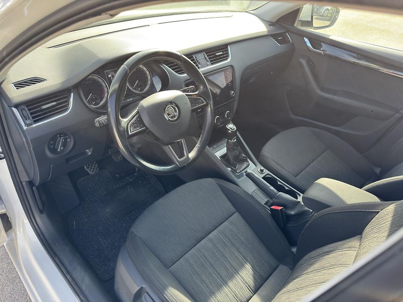 Škoda Octavia - fotka 5 z 10