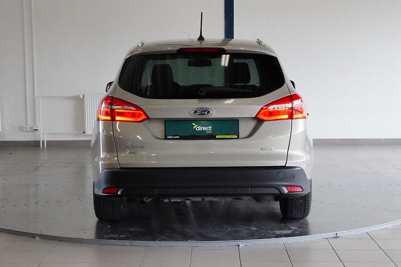 Ford Focus - fotka 6 z 30