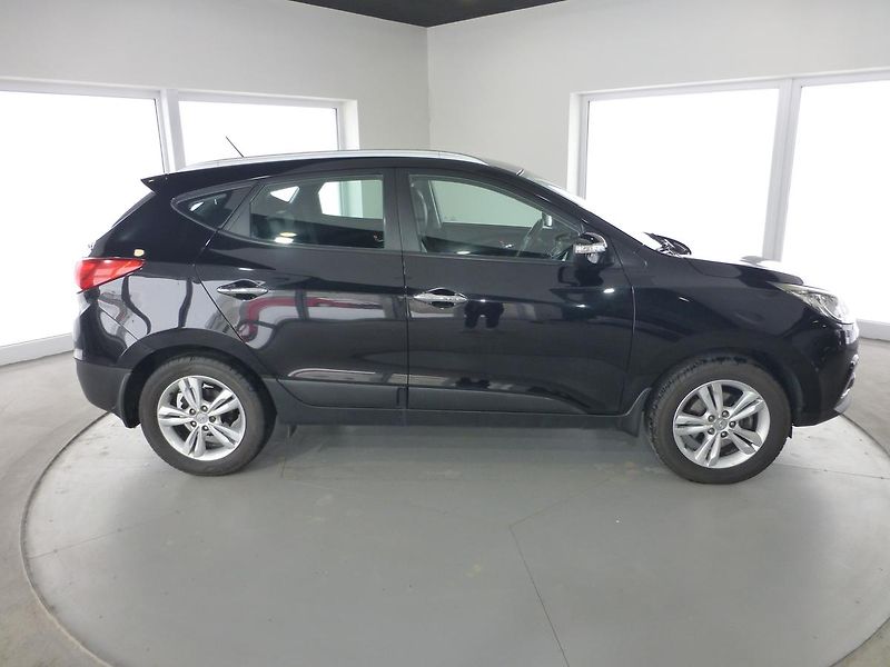 Hyundai ix35 (2015) 2,0I-122KW**VYHŘ.S**DIGI* ALU - fotka 4 z 22