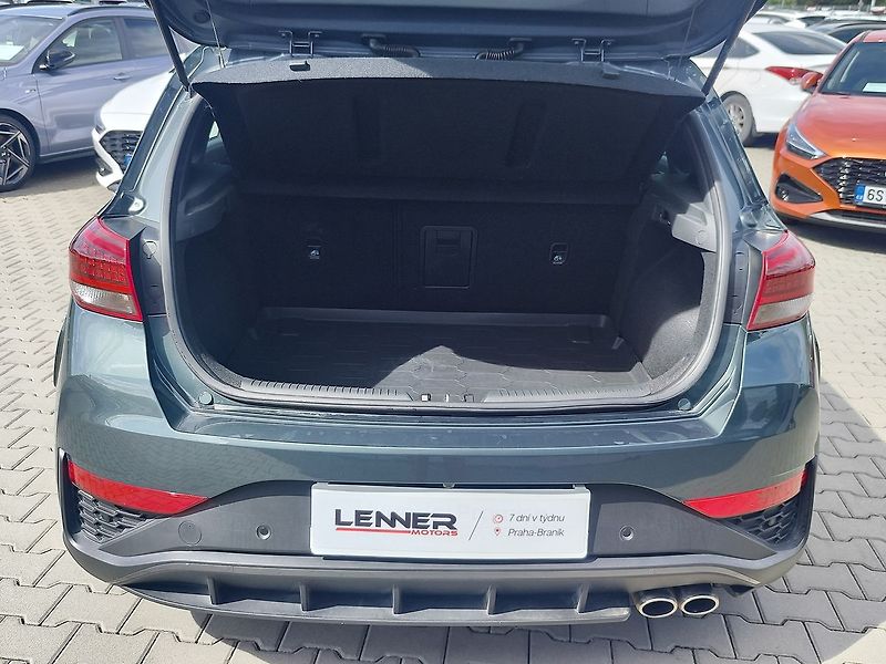Hyundai i30 1.5 T-GDI/103kW N-Line DCT - fotka 9 z 34