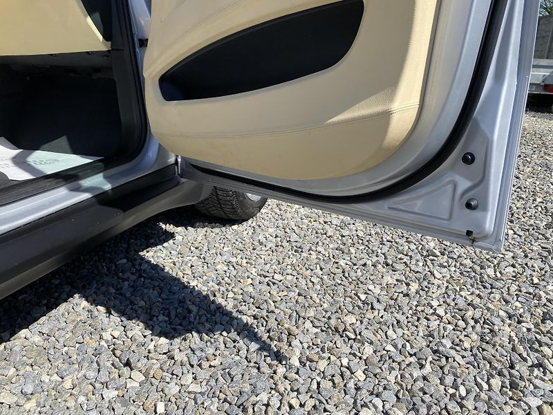 BMW X6 4.0D 4x4 310PS FULL CZ DPH 1A! - fotka 125 z 166