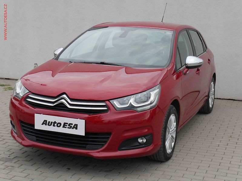 Citroën C4 (2016) 1.2 PT, ČR, AC, navi, park - fotka 3 z 19