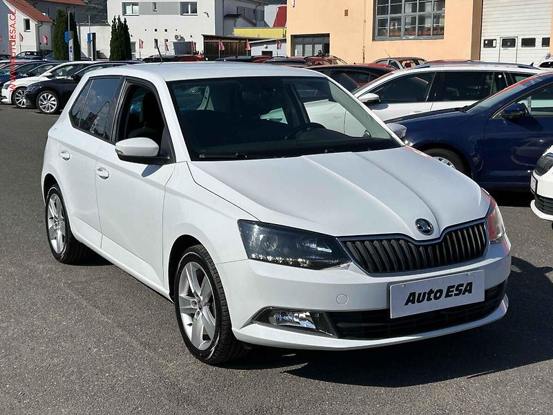 Škoda Fabia (2014) 1.2 TSI, Style, +kola - fotografie inzerátu