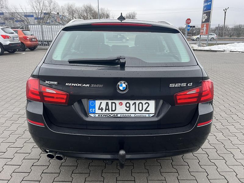 BMW Řada 5 (2014) KOMBI 525 Xdrive - fotka 6 z 14