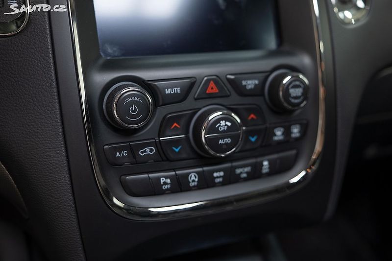 Dodge Durango GT / 3.6i V6 216 kW LPG 7 míst - fotka 16 z 33