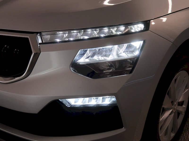 Škoda Kamiq (2024) SELECTION 1.0TSI 85KW - fotka 10 z 38