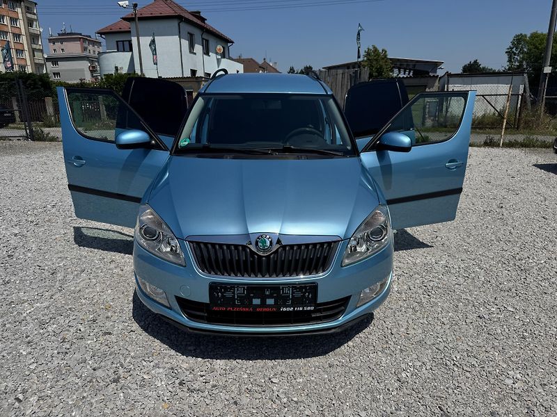 Škoda Roomster 1.2TSi,rezervace - fotka 7 z 39