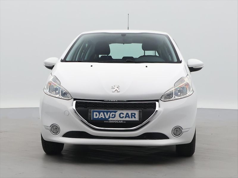 Peugeot 208 1,0 i 50kW Klimatizace - fotka 2 z 25