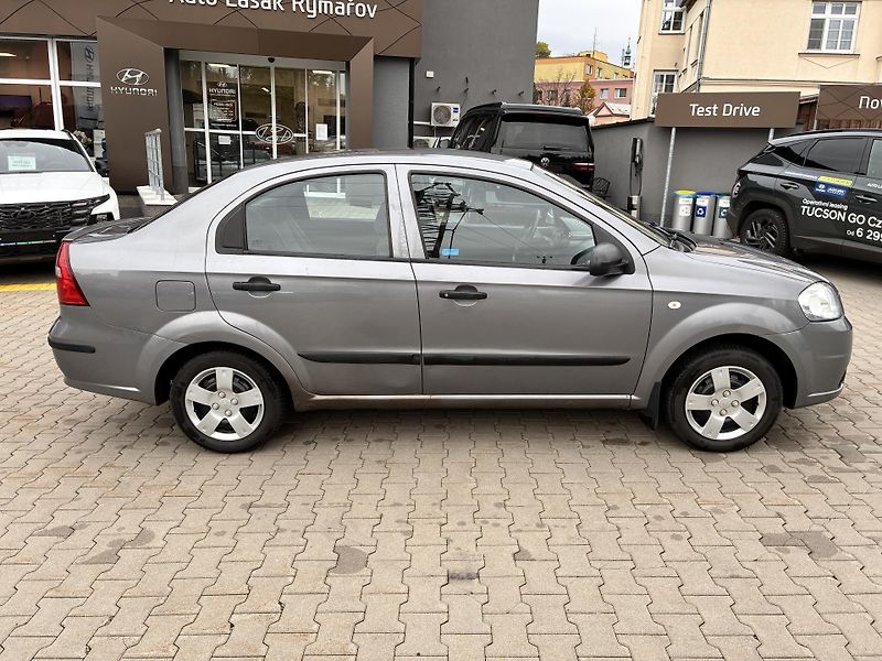 Chevrolet Aveo 1.2i 53kW KLIMA ČR - fotka 8 z 22