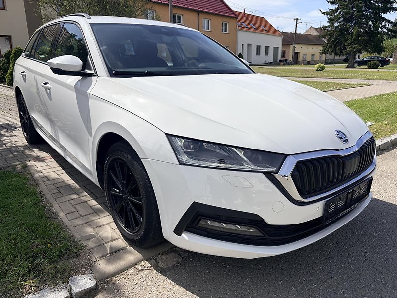 Škoda Octavia 2.0TDI DSG 4x4 STYLE REZERVACE - fotka 2 z 45