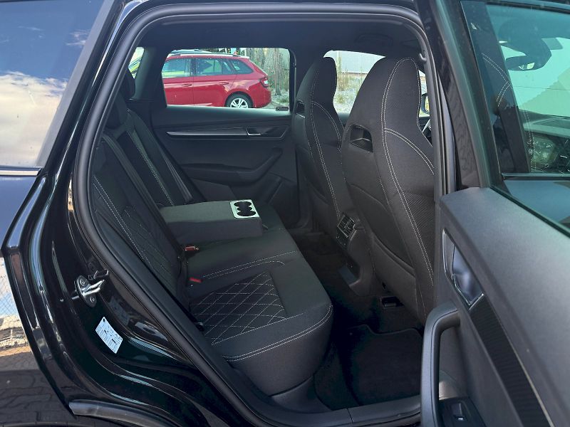 Škoda Karoq (2025) 1.5 TSI 110 kW DSG SportLine - fotka 25 z 26