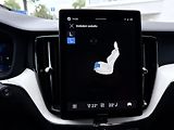 Volvo XC60 B5 AWD PLUS DARK +komplety kol - náhled 26