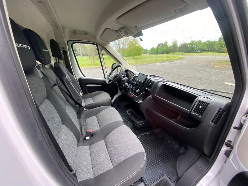 Fiat Ducato (2021) 2,3  L3H2 2,3MTJ 120k Van - fotka 12 z 16