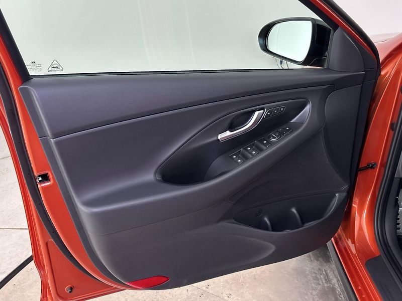 Hyundai i30 (2024) N Line Premium - fotka 13 z 28