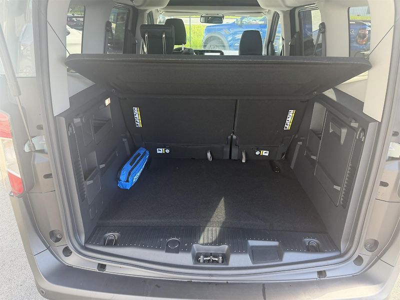 Ford Tourneo Courier Active, Tourneo, 1.0 EcoBoost - fotka 11 z 20
