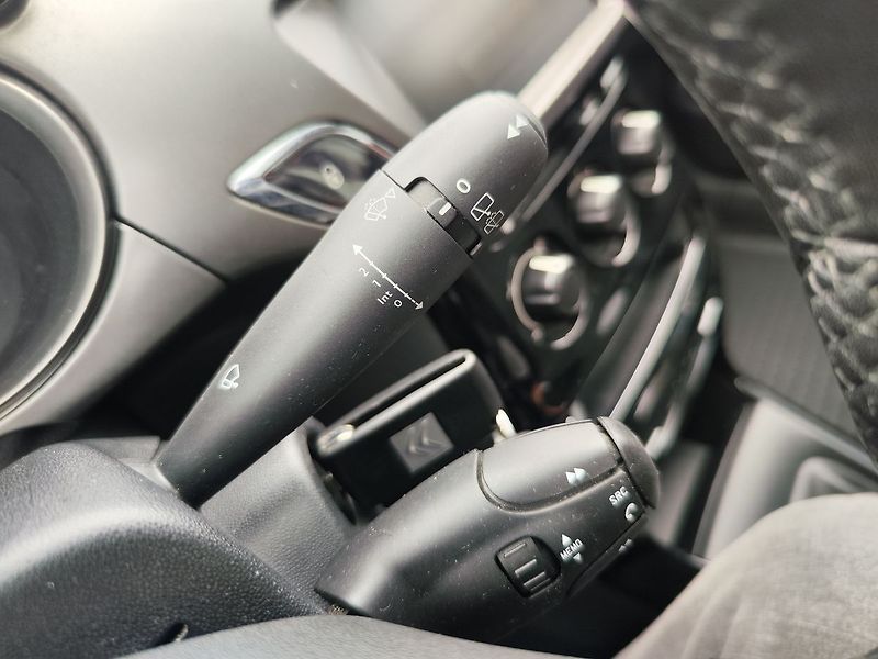 Citroën C3 1.2 PureTech/60kW Feel Edition - fotka 18 z 25