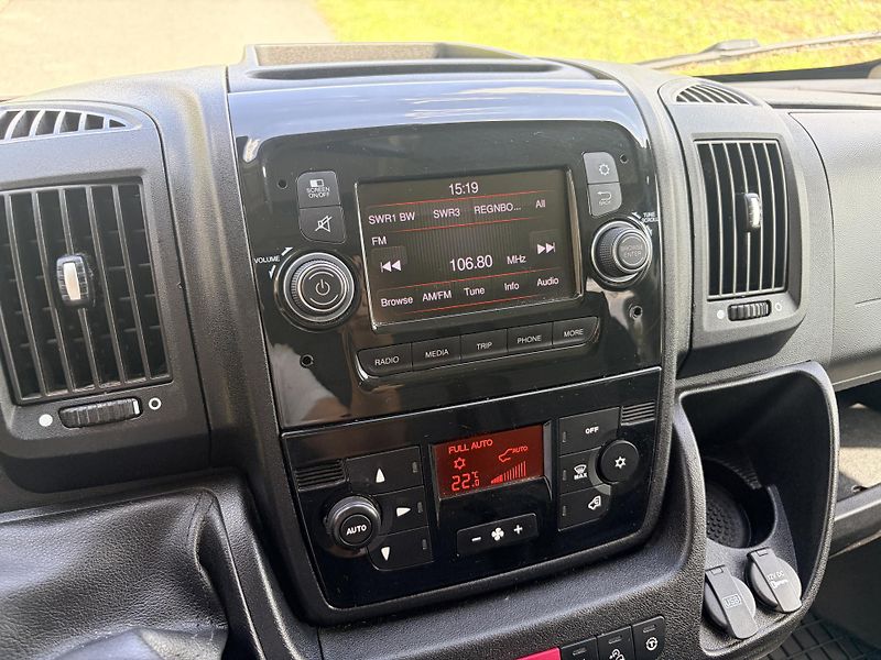 Fiat Ducato 2.3 JTD 103KW 9 MÍST REZERVACE - fotka 15 z 29