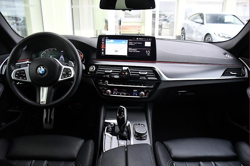 BMW Řada 5 530d xD M-SPORT LASER  - fotka 5 z 46