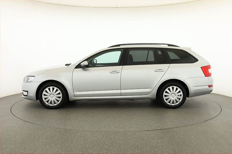 Škoda Octavia (2016) 1.6 TDI, Tempomat - fotka 3 z 12