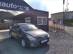 Hyundai i30 1,6 CRDi VGT 66kW Comfort - fotografie inzerátu