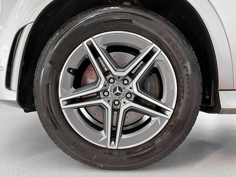 Mercedes-Benz GLE 400d 4MATIC AMG, AIRMATIC, WEB - fotka 9 z 30