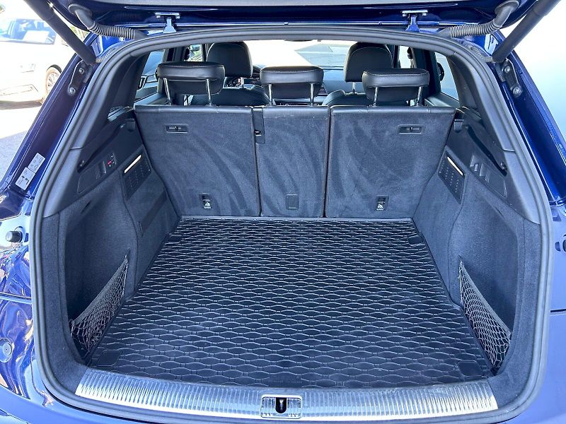 Audi Q5 (2019) 3.0 TDI 210kW Quattro S-LINE - fotka 29 z 35