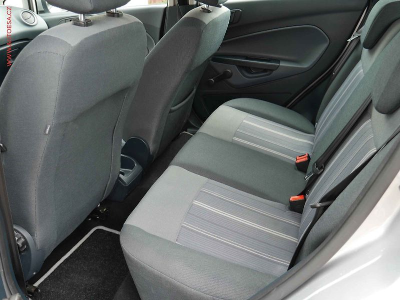 Ford Fiesta (2008) 1.4i, servis.kniha, AC - fotka 10 z 16
