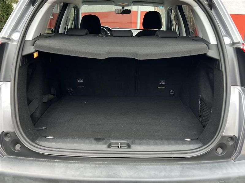 Peugeot 2008 1,6 HDi Active my16 - fotka 15 z 31