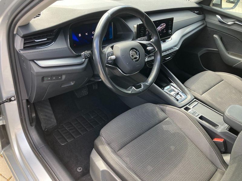 Škoda Octavia (2023) 2.0TDI 110kW DSG 4X4 EL.TZ - fotka 21 z 33