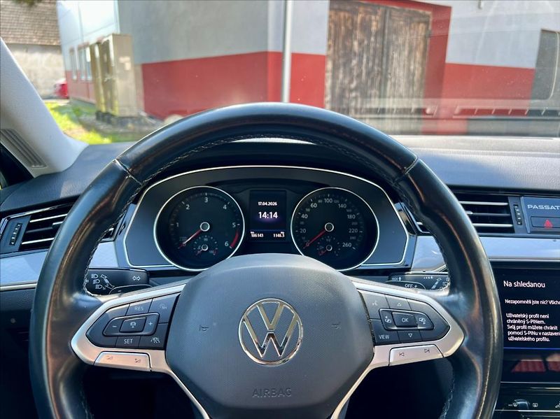 Volkswagen Passat 2,0 TDi DSG BUSINESS záruka - fotka 21 z 42