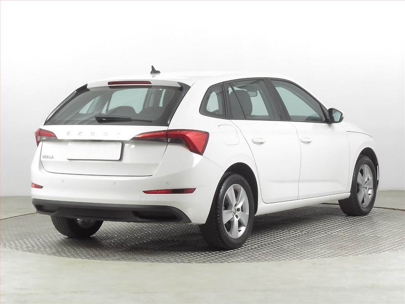 Škoda Scala (2020) Ambition 1.0 TSI, Serv.kniha - fotka 5 z 21