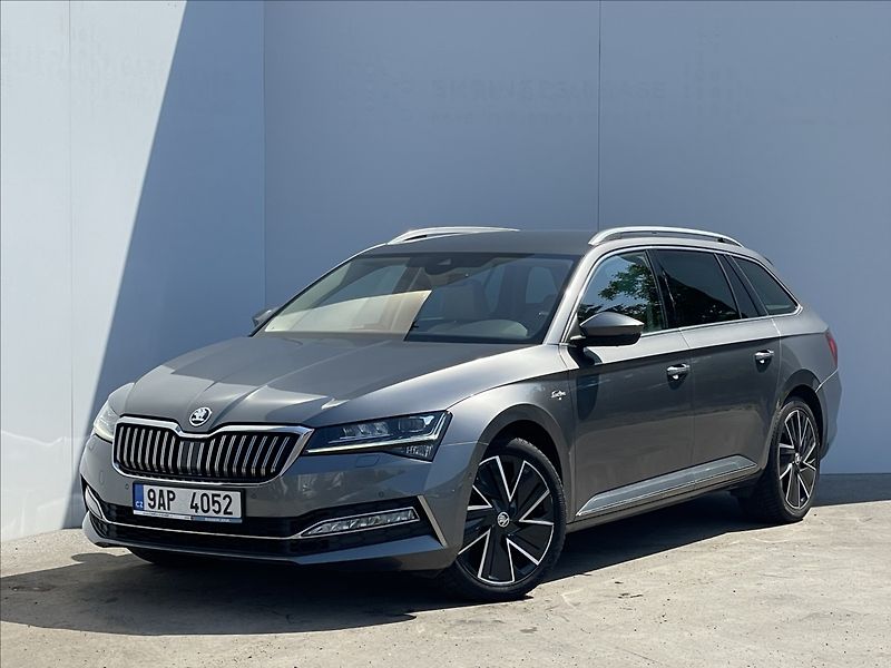 Škoda Superb 2,0 TSI 4x4 Combi L&K WEBA - fotka 1 z 24