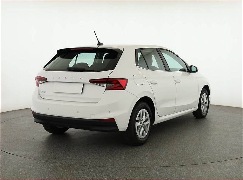 Škoda Fabia (2023) Style 1.0 TSI, ČR,1.maj - fotka 5 z 17